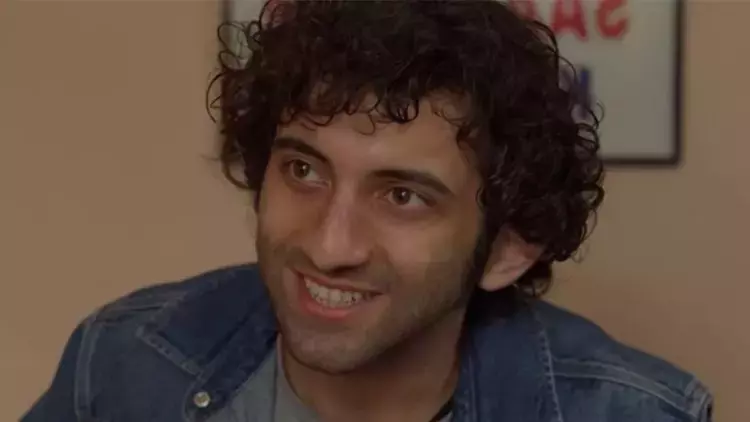 Furkan Rıza Demirel – İzzet