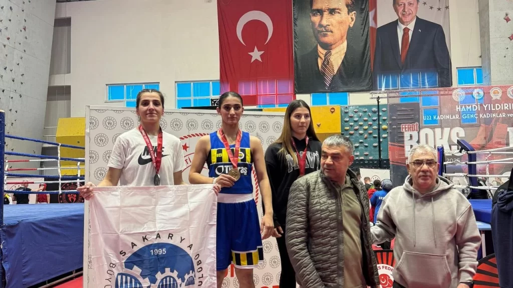 Büyükşehir sporcusu Ece’den gururlandıran başarı