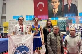 Büyükşehir sporcusu Ece’den gururlandıran başarı