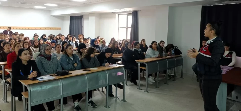 Ferizli Meslek Yüksekokulu’nda güvenlik ve farkındalık etkinliği