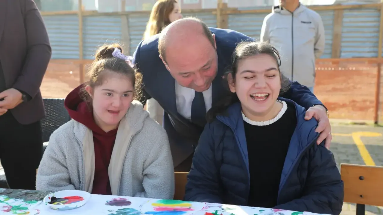 2m3a0193 large 2m3a0193 large