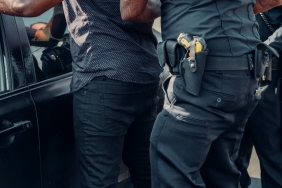 Sakarya8217da Uyusturucu Operasyonu 11 KG Esrarla 2 Tutuklama featured