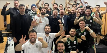 Büyükşehir Basket İzmir'den de galip döndü