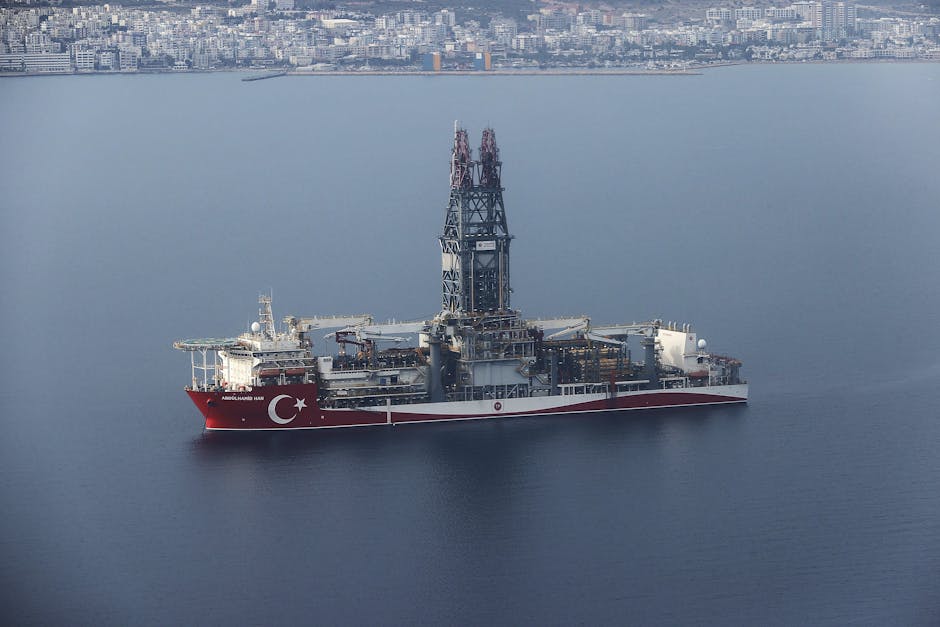 Yildirim Sondaj Gemisi Canakkale Bogazi8217ndan Gecti featured