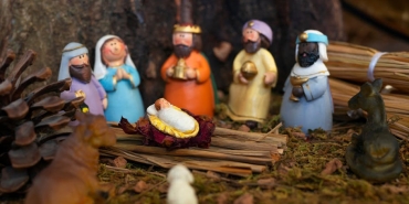 Baharin Geldigini Mujdeleyen Martenicka Anlami ve Gelenegi featured