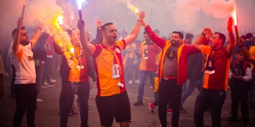 Fatih Terim8217den Turk Futboluna Damga Vuran Sepp Piontek8217e Duygusal Veda featured