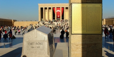 Kozan8217da Feci Kaza 75 Yasindaki Ismet Kivrak TIR Altinda Can Verdi featured