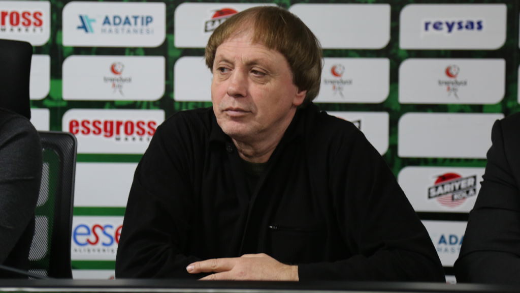 sakaryaspor-flas-ayriligi-duyurdu-14