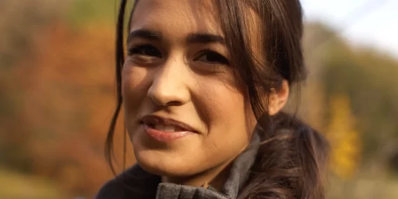 Ecem Özkaya Kimdir, Aslen Nereli ve Kaç Yaşında? Oynadığı Diziler