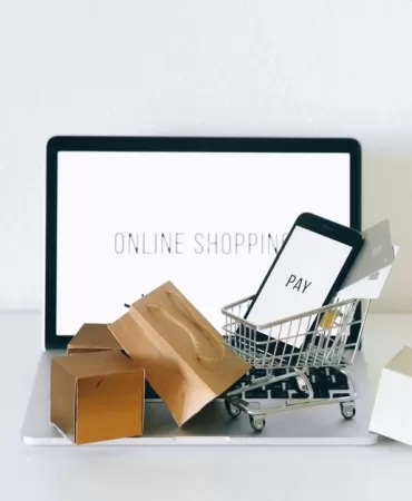 E-Ticaret-Yeni-Kurallarla-Yeniden-Sekilleniyor-featured