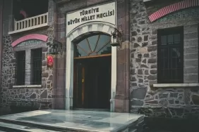 Sakarya Belediye Meclisi'nin 2026 Kararları Özeti 7 Sakarya-Belediye-Meclisi8217nin-2026-Kararlari-Ozeti-featured