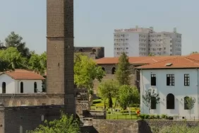 Serdivan Devlet Hastanesi'nde Disiplin Kararı: Başhekim ve 7 Personel Hakkında İşlem 9 Serdivan-Devlet-Hastanesi039nde-Disiplin-Karari-Bashekim-ve-7-Personel-Hakkinda-Islem-featured