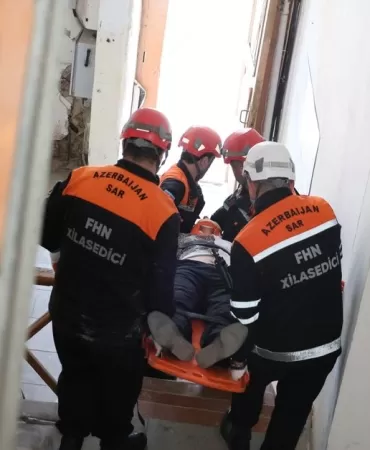 Fuzuli Caddesi'nde Meydana Gelen Kazada 5 Kişi Yaralandı 5 Fuzuli-Caddesi8217nde-Meydana-Gelen-Kazada-5-Kisi-Yaralandi-featured