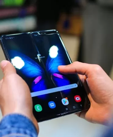 Katlanabilir Telefonda Yeni Çağ: Pazar Yüzde 21 Büyüyecek 4 Katlanabilir-Telefonda-Yeni-Cag-Pazar-Yuzde-21-Buyuyecek-featured