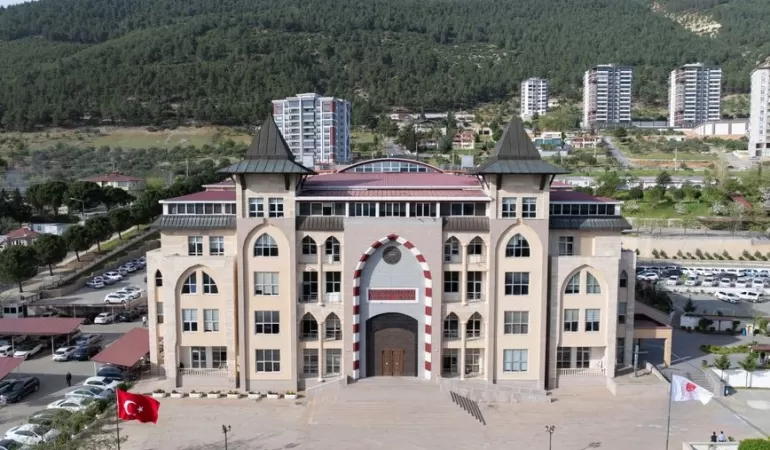 Milletvekili-Ali-Inci-Ferizli-Belediye-Baskani8217ni-Ziyaret-Etti-featured