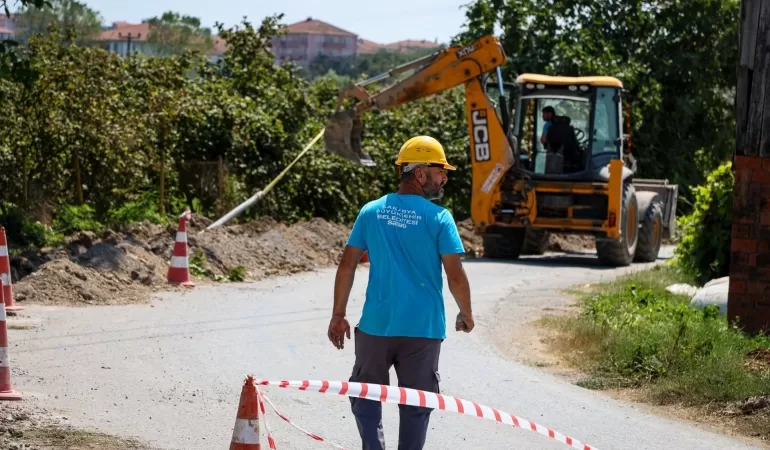 SASKİ’den Ferizli Halit Molla Caddesi’ne 4,5 Kilometrelik Altyapı Yatırımı