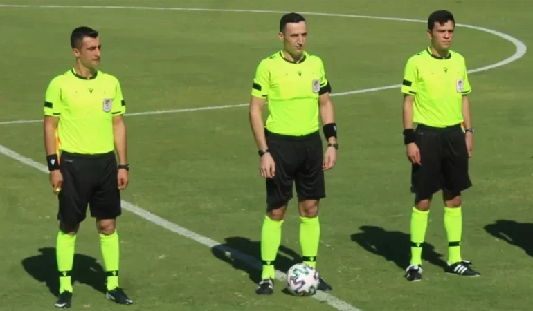 Sakaryaspor – Adana 01 FK Maçının Hakemi Açıklandı! İşte Düdük Çalacak İsim