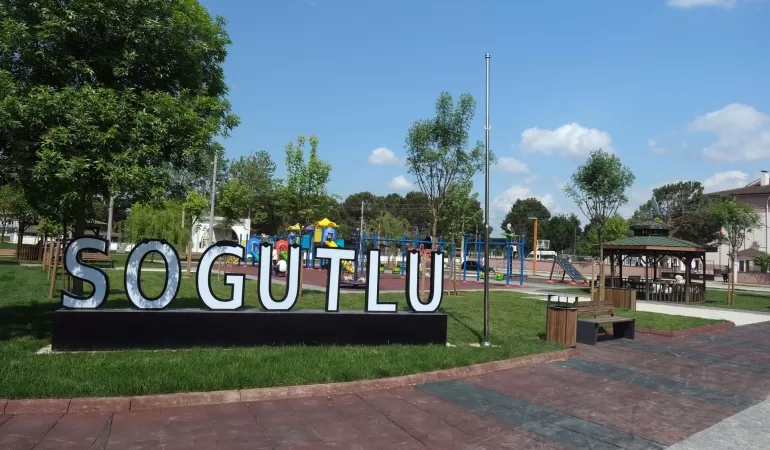 Söğütlü’de Yeni Yaşam Alanı Ritim Park Hizmete Açıldı